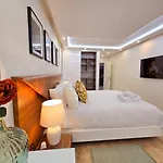 Luxurious Downtown Corniche Marina With Parking