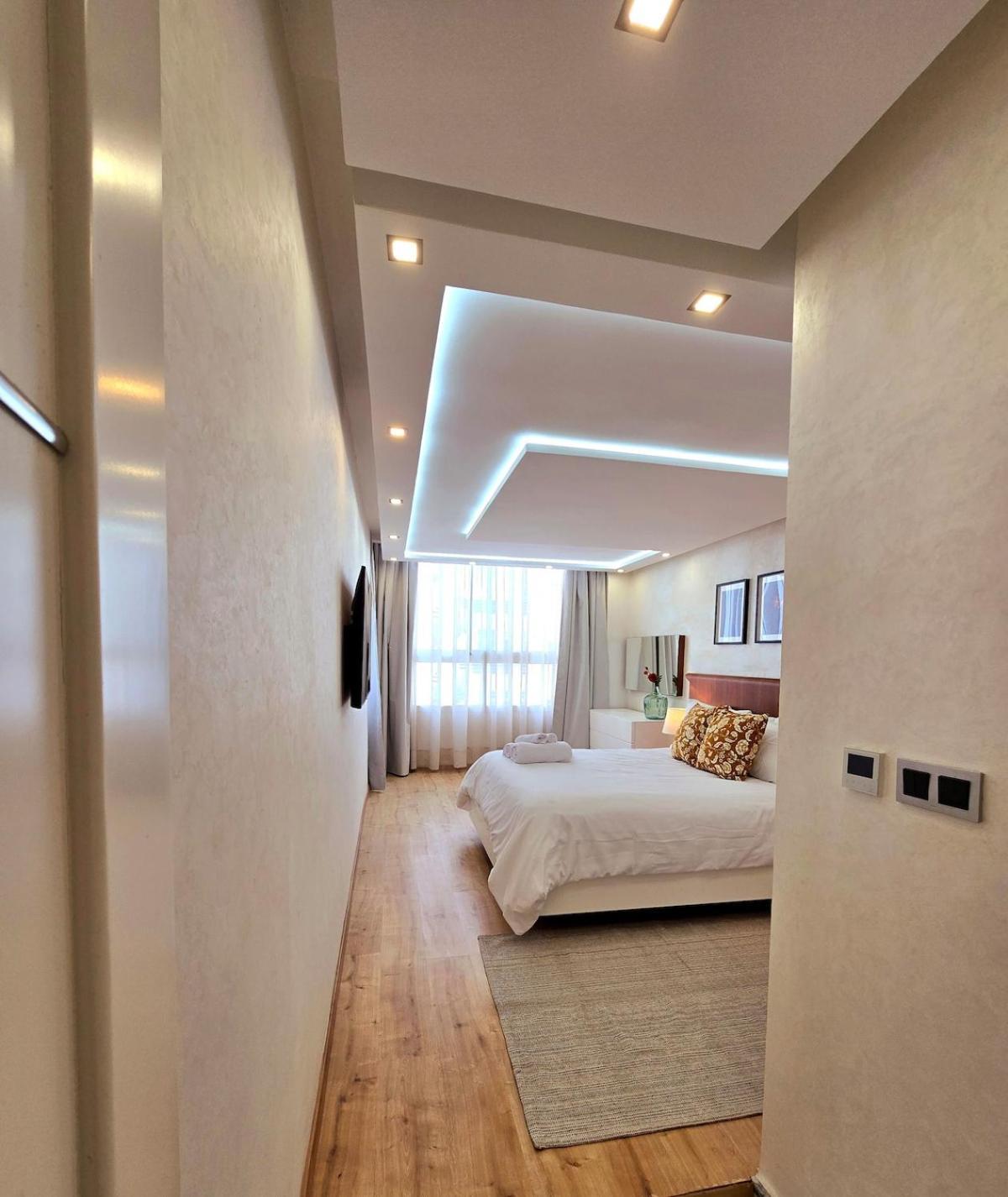 Apartment Luxurious Downtown Corniche Marina With Parking *