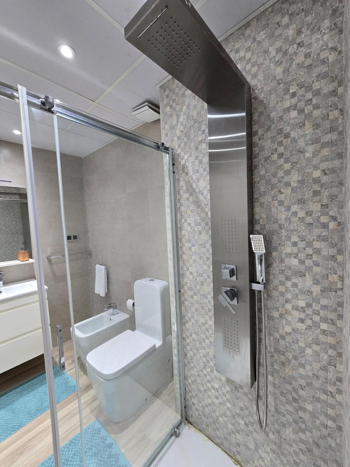 Apartment Luxurious Downtown Corniche Marina With Parking Tangier